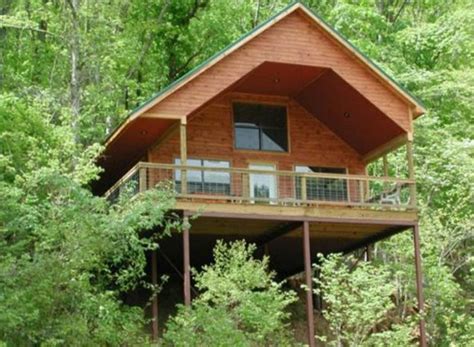 Maybe you would like to learn more about one of these? 8 Amazing Tree Houses You Can Stay in Near St. Louis ...