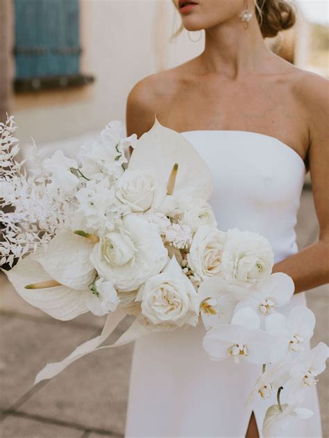 Luxe White Wedding Bouquet For The Modern Bride White Wedding