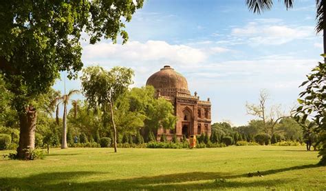 Lodhi Garden In Delhi Travel Guide Inewz
