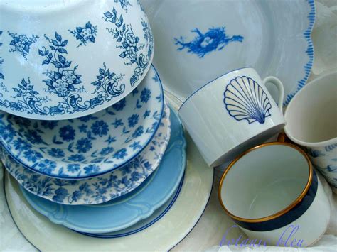 Botanic Bleu Blue And White Dishes