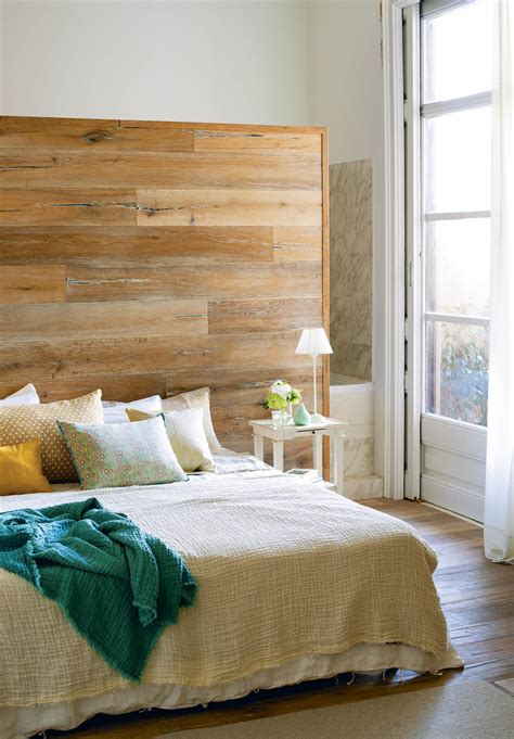 Los diseños de nuestros sofás y bancos de jardín, inspirados en los cuatro confines del mundo, seducirán a todos los miembros de la familia. Dormitorios en blanco y madera