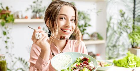 Essential Tips To Help Your Teens Develop Healthy Eating Habits