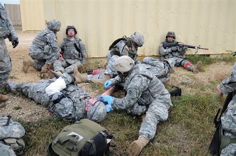 Fileus Army 52649 Combat Medic Course Wikimedia Commons