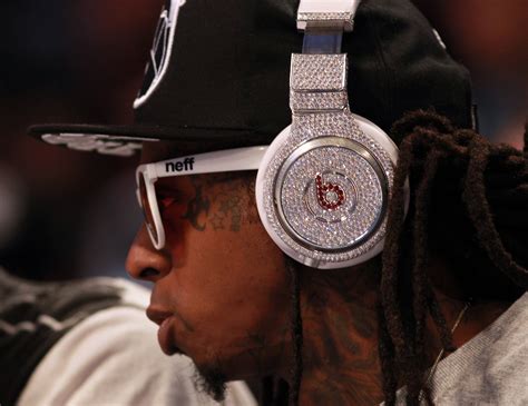 Beats Gets Infusion Of Capital From Carlyle Group The New York Times