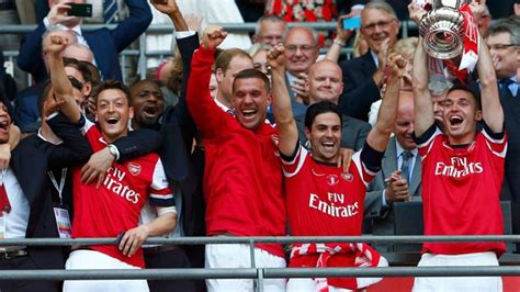 Sterling si věří v lize mistrů. Konečně trofej! Arsenal v prodloužení vyhrál FA Cup ...