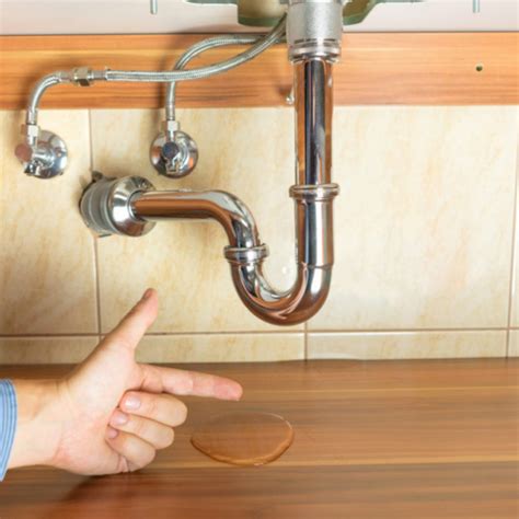 Delta has a kitchen faucet for every preference and in a variety of finishes including bronze and stainless. How to Do a Reset on a Delta Essa Touch 20 Kitchen Faucet
