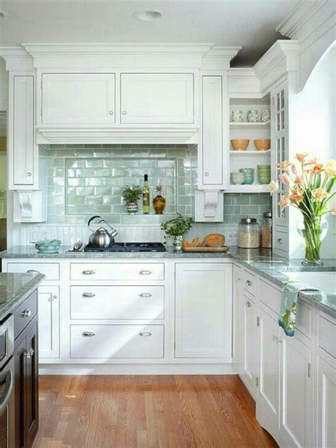 30+ Wonderfull Narrow Kitchen with Stunning Details #