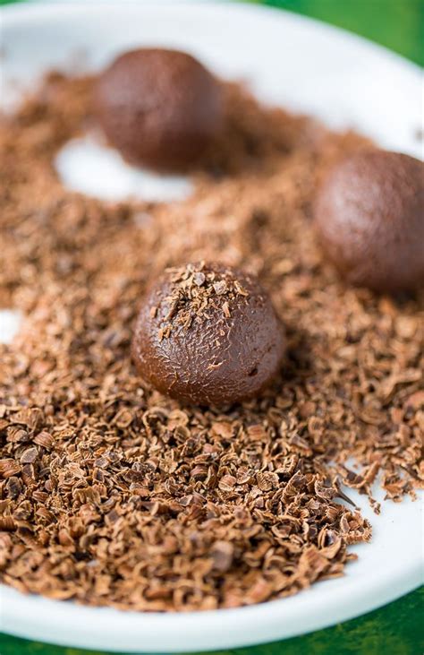 Mousse recipes sweet treats desserts yummy food kahlua chocolate eat dessert sweets treats just desserts how sweet eats. Kahlua Chocolate Truffles (Video) - Baker by Nature ...