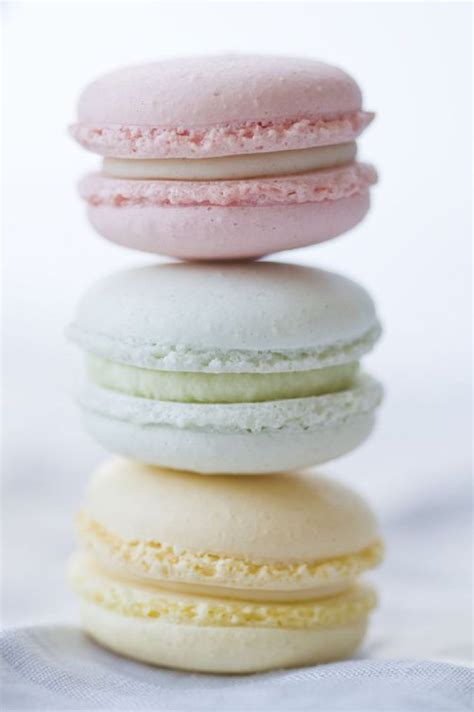 20 Fancy Macaroons That Are Too Pretty To Eat Society19 Pastel