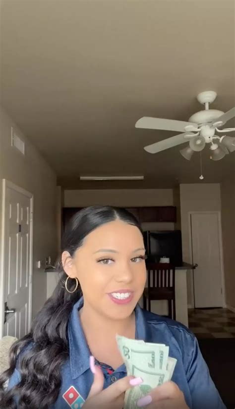 Domino's driver leaves people 'embarrassed' after sharing how much she