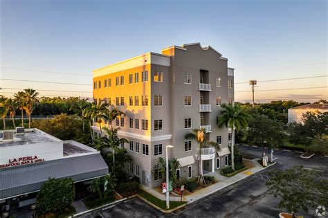 1398 SW 160th Ave, Weston, FL 33326 - Weston Trace | LoopNet