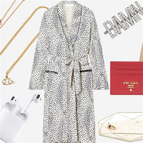 Check spelling or type a new query. 22 Best Gifts for Women 2019 - Stylish and Chic Gift Ideas ...