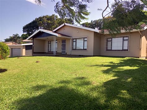 3 Bedroom House For Sale | Margate | 1PX1610591 | Pam Golding Properties