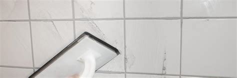 Fliesen werden hier seit langer zeit verwendet, weil diese keine feuchtigkeit aufnehmen. Fliesen verfugen - Anleitung zum richtigen Verfugen ...