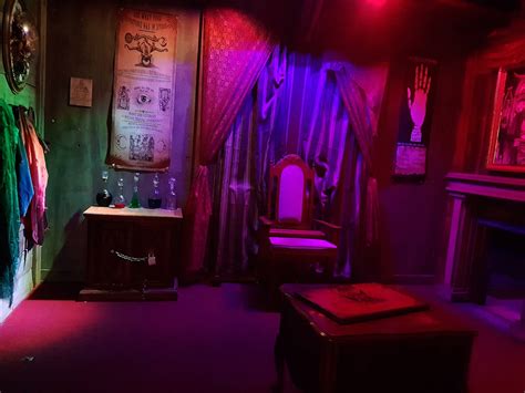 Horror Escape Immersive And Thrilling Escape Room Victoria Bc