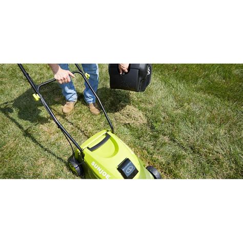 Sun Joe 28 Volt 14 In Cordless Push Lawn Mower 4 Ah Battery And
