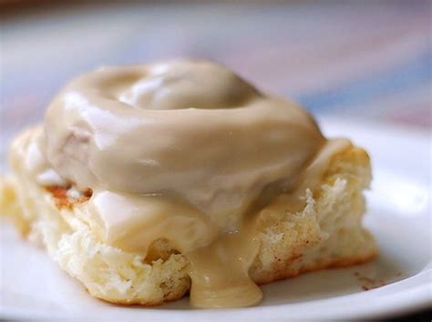 amish cinnamon rolls with caramel frosting have tried the frosting and love it breakfast