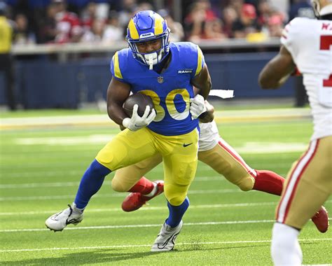 Ronnie Rivers Waiver Wire Week 9: Should Fantasy Managers Target Him