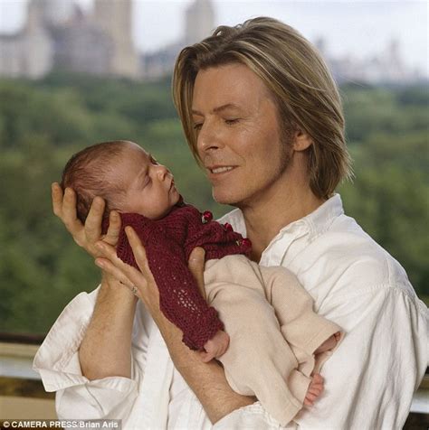 David bowie wonderworld on twitter. David Bowie family photos and last known photo (December ...
