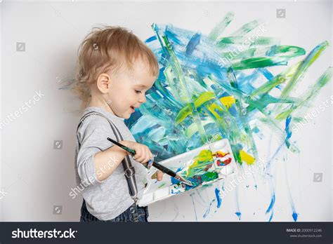 37230 Baby Drawing Wall Images Stock Photos And Vectors Shutterstock