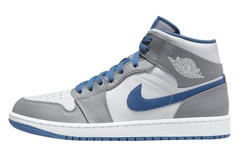 Buy Air Jordan Mid True Blue Kixify Marketplace