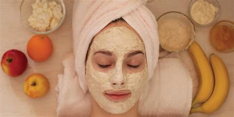 8 Super Easy Homemade Face Masks For Glowing Skin Homemade Face Masks