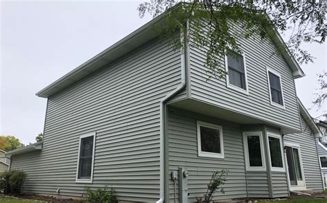 With a circular saw or a table saw, cut a patch out from a good vinyl piece. Vinyl Siding Replacement | Local Free Vinyl Siding Quote ...