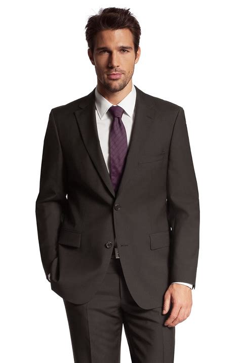 A subreddit all about usa network's hit show suits, which centers around lawyer harvey specter and his associate mike ross (who doesn't have a law degree, but does have a. 50173581 Joe Mander Level 3 TV and Film: Costume Research