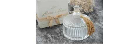 Red Ribbon Gift - Home | Weddingku.com