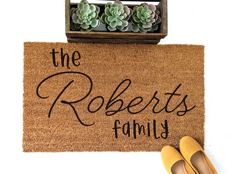 Personalized Family Doormat | Personalized door mats, Personalized wedding gifts, Personalized ...