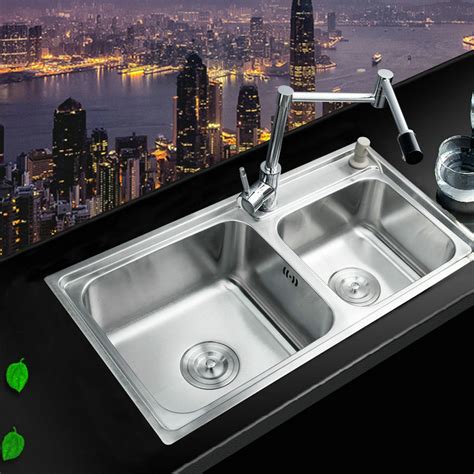 Stainless Steel Kitchen Sink Vessel Set With Chrome Swivel Faucet 2