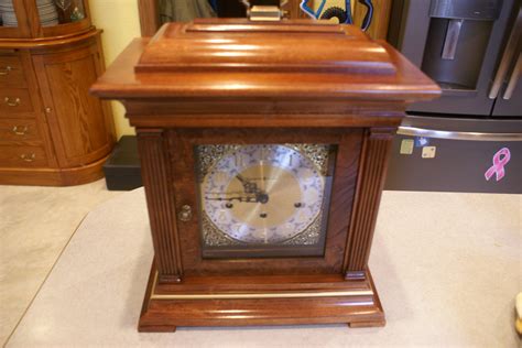 Howard Miller 3 Chime Mantel Clock