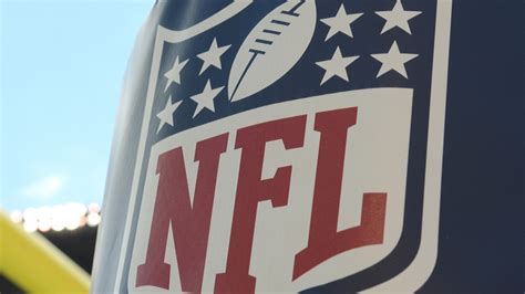 Nfl May Broadcast One 2015 Game Online Sports Illustrated