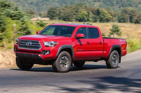 2017 Toyota Tacoma Price Review And Ratings Edmunds