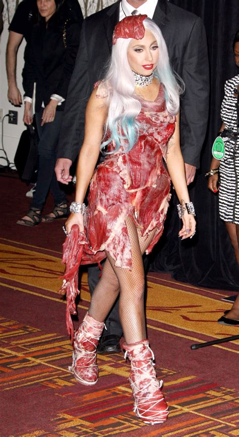 Lady gaga's meat dress looks pretty bleak now. Lady-Gaga-meat-dress-in-real-2