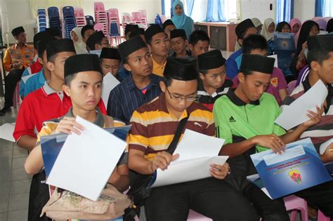 Maiwp) ialah sebuah badan berkanun di malaysia. BENGKEL MEMAHAMI SOALAN SIJIL MENENGAH AGAMA (SMA ...