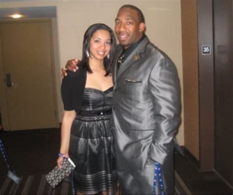 Aaron Curry's Wife Jamila Curry [Photos-Pictures] | The Baller Life