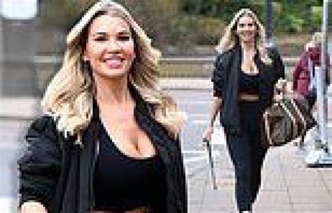 Christine Mcguinness Looks In High Spirits As She Flashes Her Toned Midriff In Trends Now