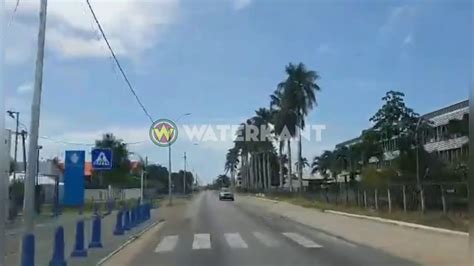 Malaysia reported 8,290 new coronavirus cases on friday, its fourth straight day of record infections, bringing its total to 549,514. VIDEO: Lege straten tijdens total lockdown in Suriname ...