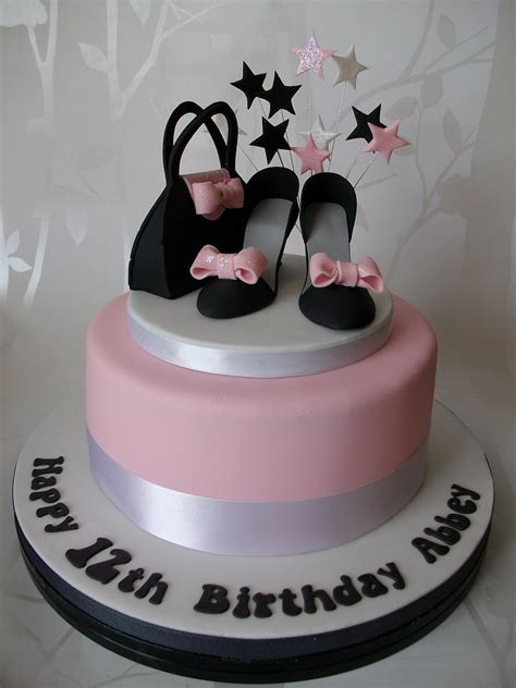 Shoes and handbag cake - a photo on Flickriver