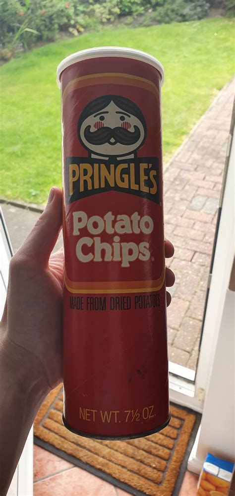 Pringles Old Logo Pringles Logo And Symbol Meaning History Png So