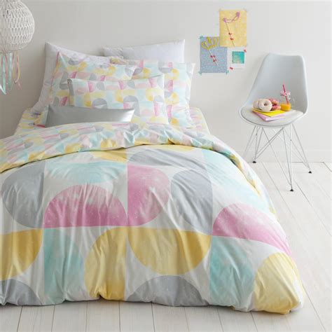 220x240 ou couette 140x200 pour une personne) et de multiples façons : Françoise Saget Couette Imprimée 240X260 : Couette Imprimee 240x260 61 Remise Www Kesernakliyat ...