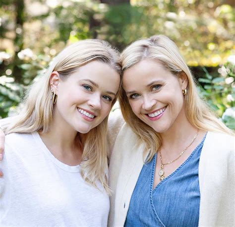 Reese Witherspoon Doesnt Think Daughter Ava Phillippe Looks Like Her
