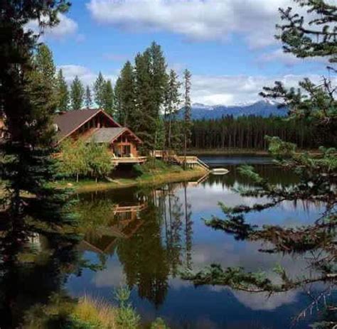 Tranquility Lake House Rustic Cabin Cabins In The Woods