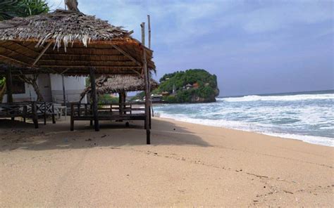 49,676 people checked in here. Wisata Pantai Gunungkidul Bakal Buka Bertahap - Harian Bisnis