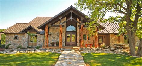 Whatever your vision for your big day may be, the paniolo ranch bed, breakfast, and spa is here to make planning the wedding of your dreams simple, elegant, and effortless. small ranch house texas - Google Search | Ranch house designs, Hill country homes, Texas house plans