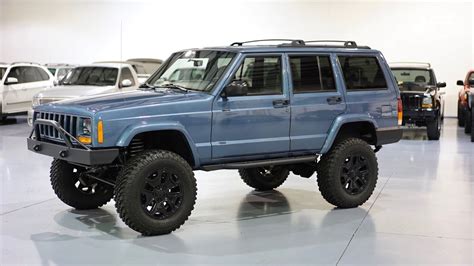 Davis AutoSports JEEP CHEROKEE XJ SPORT / LIFTED / CUSTOM BUILD PER
