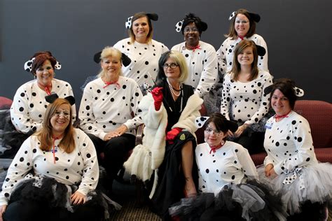 Dalmations Cruella Deville Group Costume Halloween Costumes For Work Group Halloween