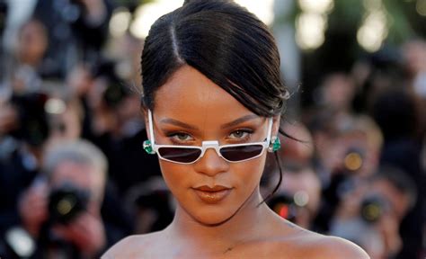 Rihanna S Company Sued By Artist For Using A Song Containing Islamic Verse At Fenty Lingerie