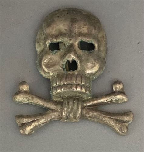 Brunswick Hussar Tradition Skull Cap Badge Catawiki